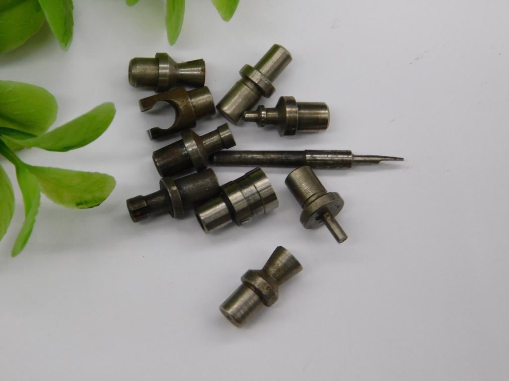 VINTAGE WATCHMAKER WATCHMAKING STUMP TOOLS 3200: Includes a mix of metal stump tools of varying shapes and sizes. Suitable for industrial applications or watchmaking projects requiring precision components. Made from durable metal materials for