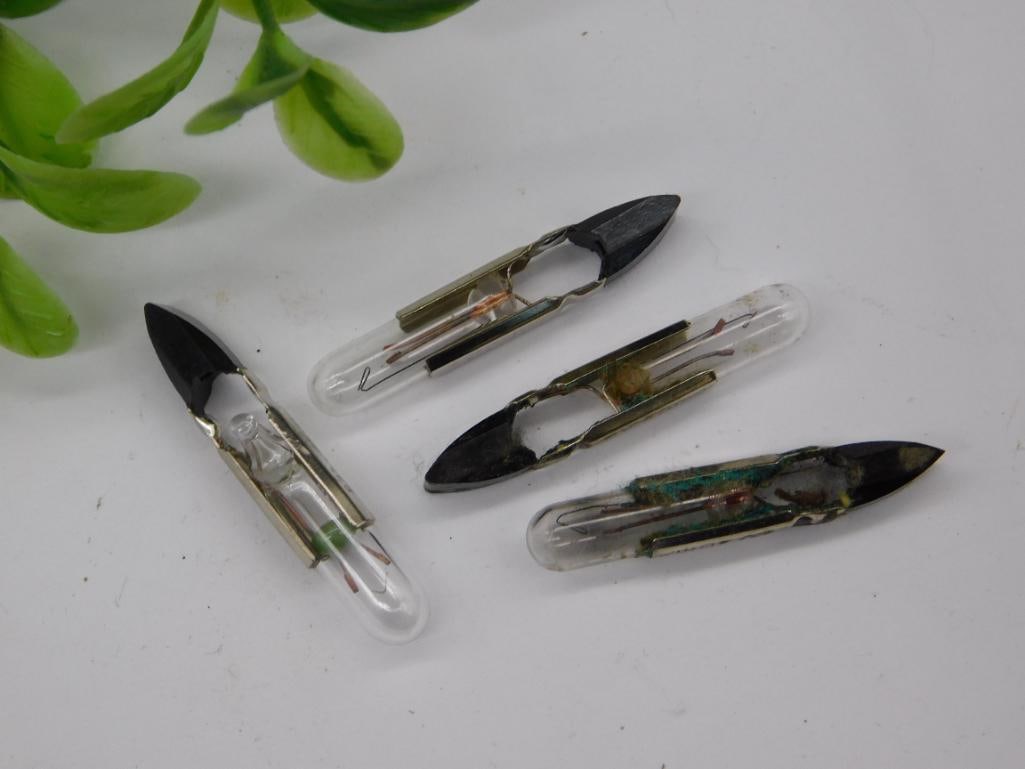 4 Vintage 6V 40mA Miniature Fuse Lamps WATCHMAKING WATCHMAKER TOOLS: 4 Vintage 6V 40mA Miniature Fuse Lamps WATCHMAKING WATCHMAKER TOOLS