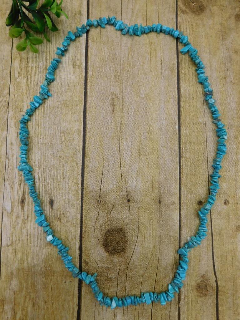 STONE CHIP NECKLACE ROCK STONE LAPIDARY SPECIMEN: Discover an extraordinary collection of natural wonders and estate treasures in Hatman's Auctions' Treasures of the Earth Online Auction! Browse turquoise, agate, jasper, petrified wood, quartz
