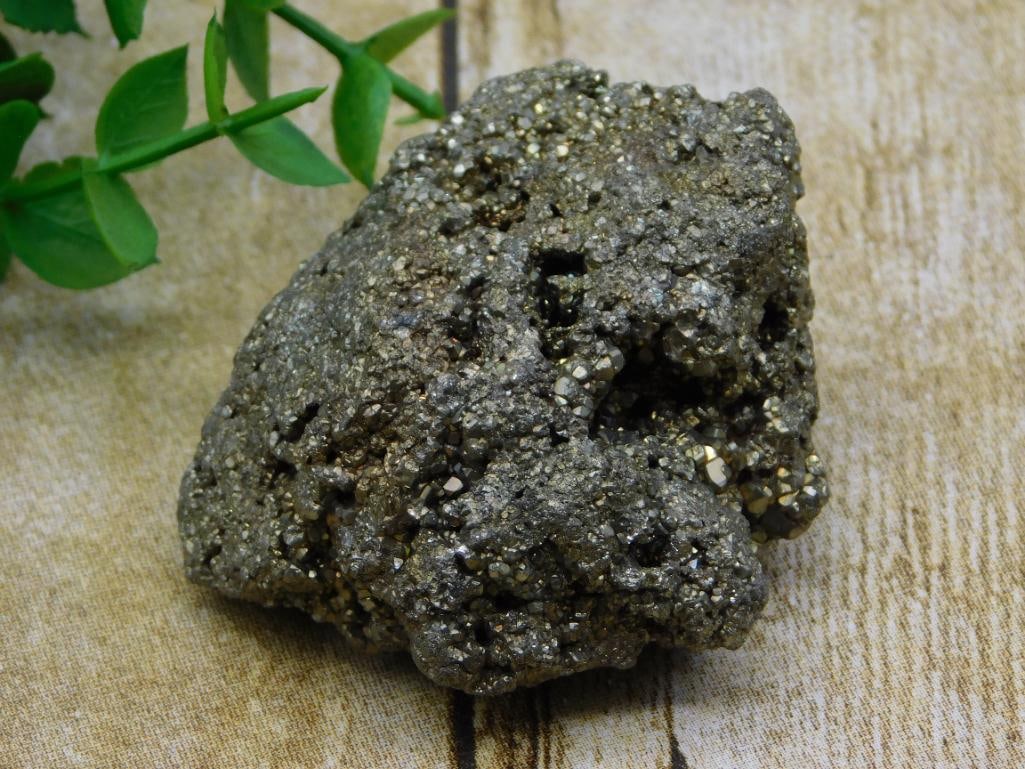 PYRITE ROCK STONE LAPIDARY SPECIMEN: Discover an extraordinary collection of natural wonders and estate treasures in Hatman's Auctions' Treasures of the Earth Online Auction! Browse turquoise, agate, jasper, petrified wood, quartz