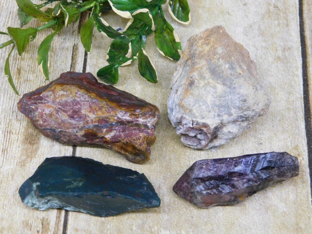 MIXED LOT ROCK STONE LAPIDARY SPECIMEN: Discover an extraordinary collection of natural wonders and estate treasures in Hatman's Auctions' Treasures of the Earth Online Auction! Browse turquoise, agate, jasper, petrified wood, quartz crysta