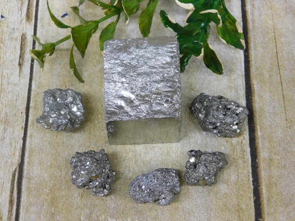 PYRITE ROCK STONE LAPIDARY SPECIMEN: Discover an extraordinary collection of natural wonders and estate treasures in Hatman's Auctions' Treasures of the Earth Online Auction! Browse turquoise, agate, jasper, petrified wood, quartz crysta