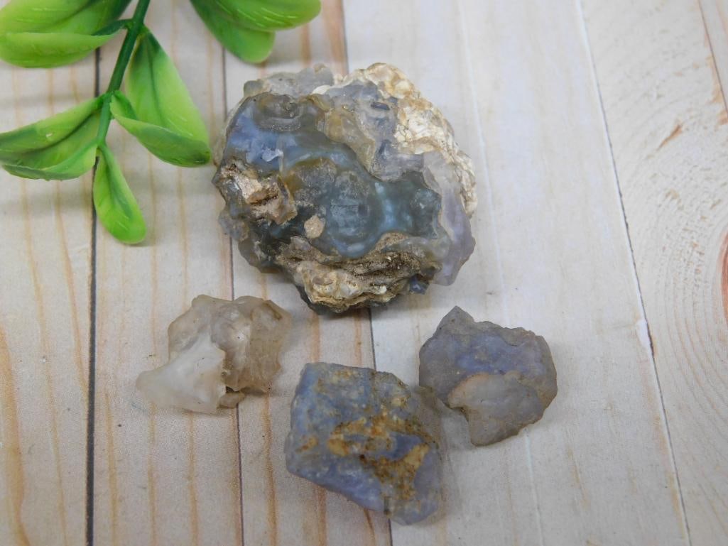 ELLENSBURG AGATE ROCK STONE LAPIDARY SPECIMEN: Discover an extraordinary collection of natural wonders and estate treasures in Hatman's Auctions' Treasures of the Earth Online Auction! Browse turquoise, agate, jasper, petrified wood, quartz crysta