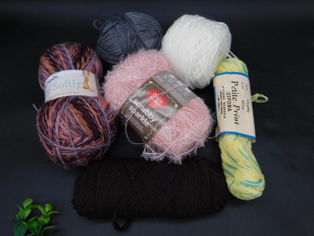 Mixed Yarn Lot: Mixed Yarn Lot