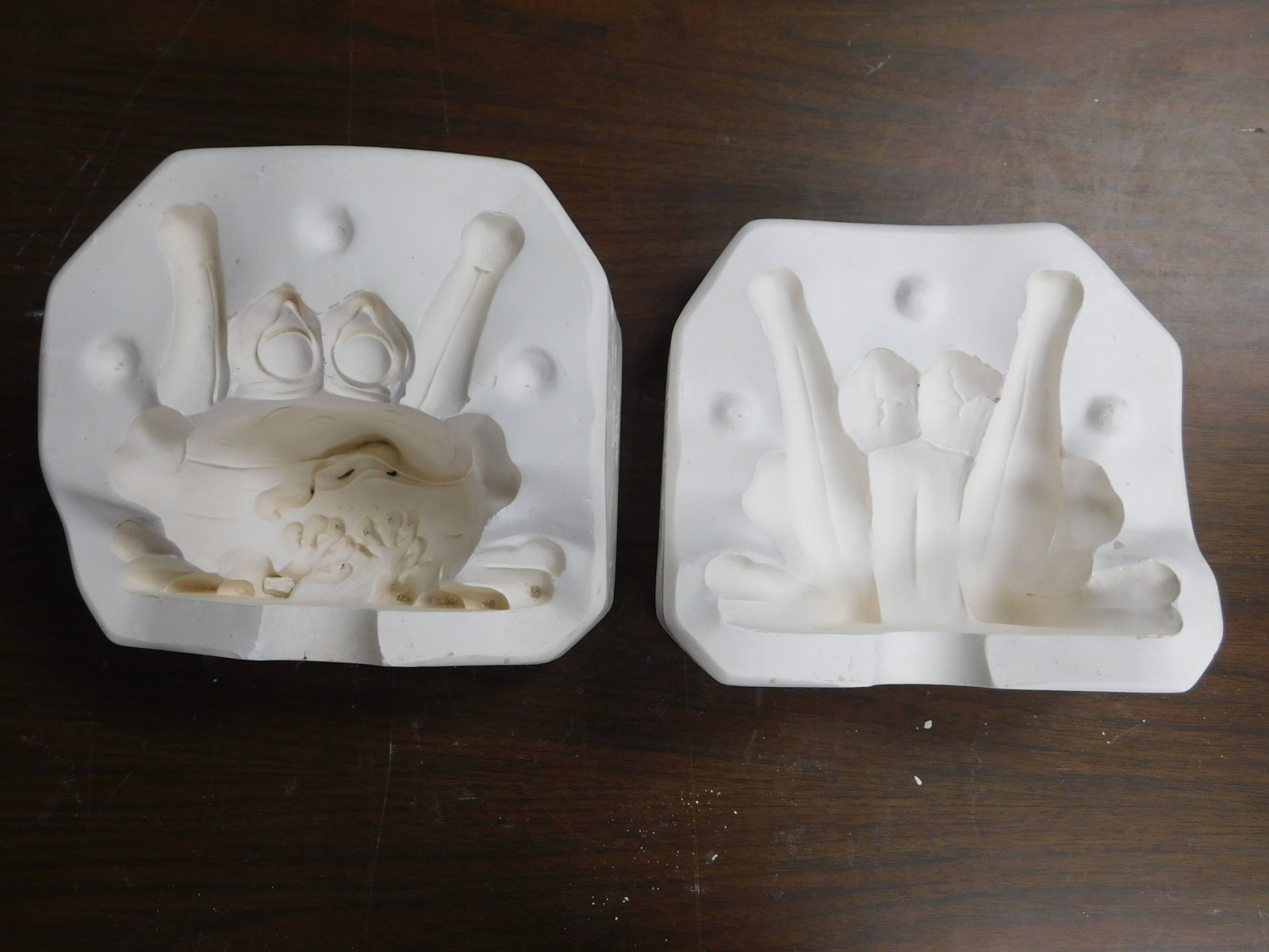 Antique — Scioto Just a Frog Ceramic Casting Mold Two-Piece Plaster TL-94-9 (1 of 4)