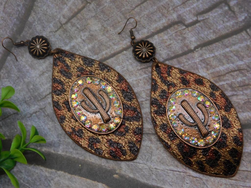 CACTUS LEOPARD PRINT EARRINGS (1 of 3)