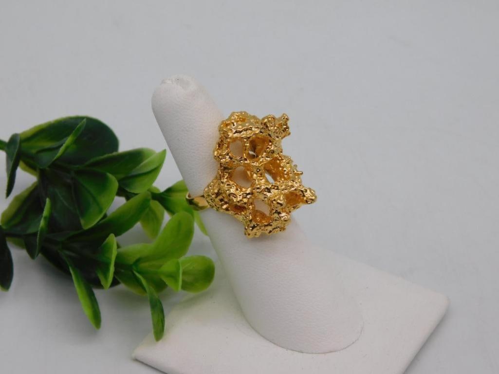 HAMMERED GOLD TONE RING - 2