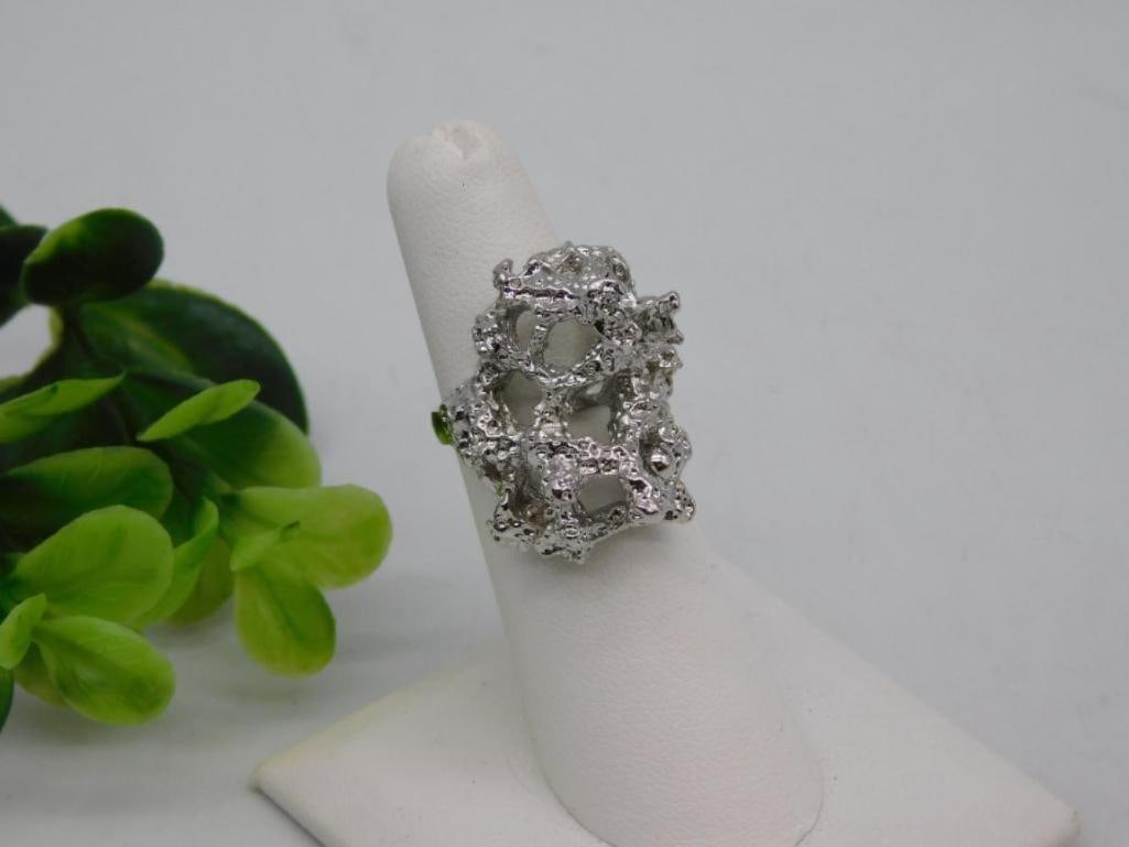 HAMMERED SILVER TONE RING: HAMMERED SILVER TONE RING