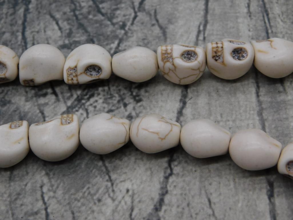 Carved Skull Bead Necklace - 2