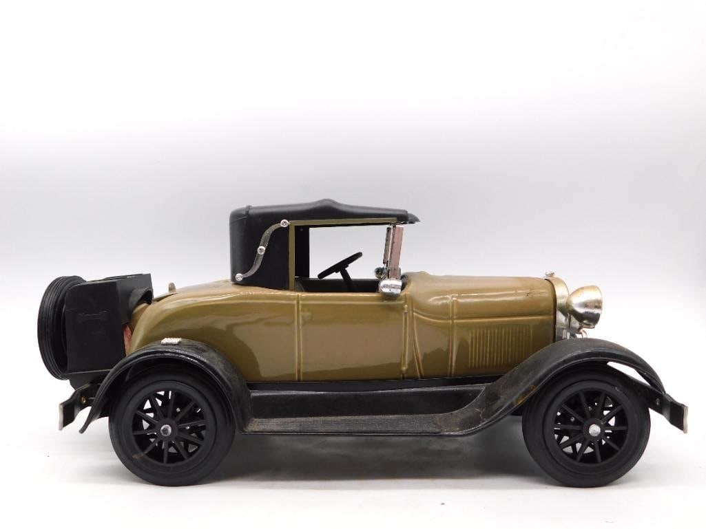 Antique Roadster Automobile Decanter (1 of 4)