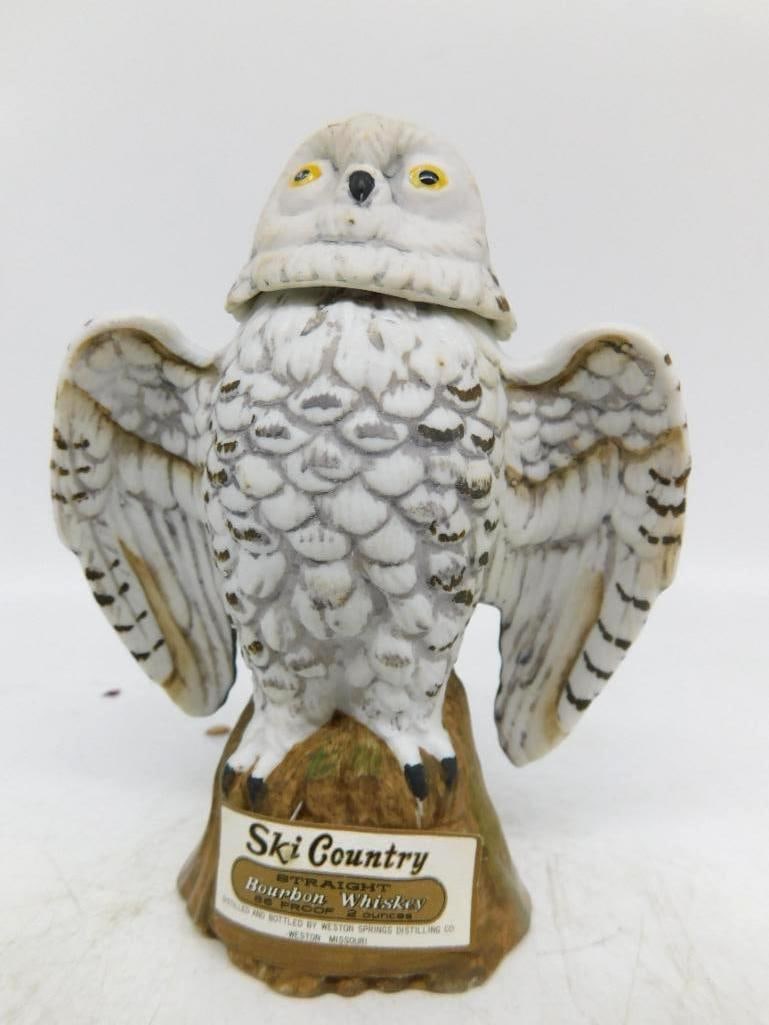 Ski Country Snowy Owl Miniature Decanter (1 of 4)