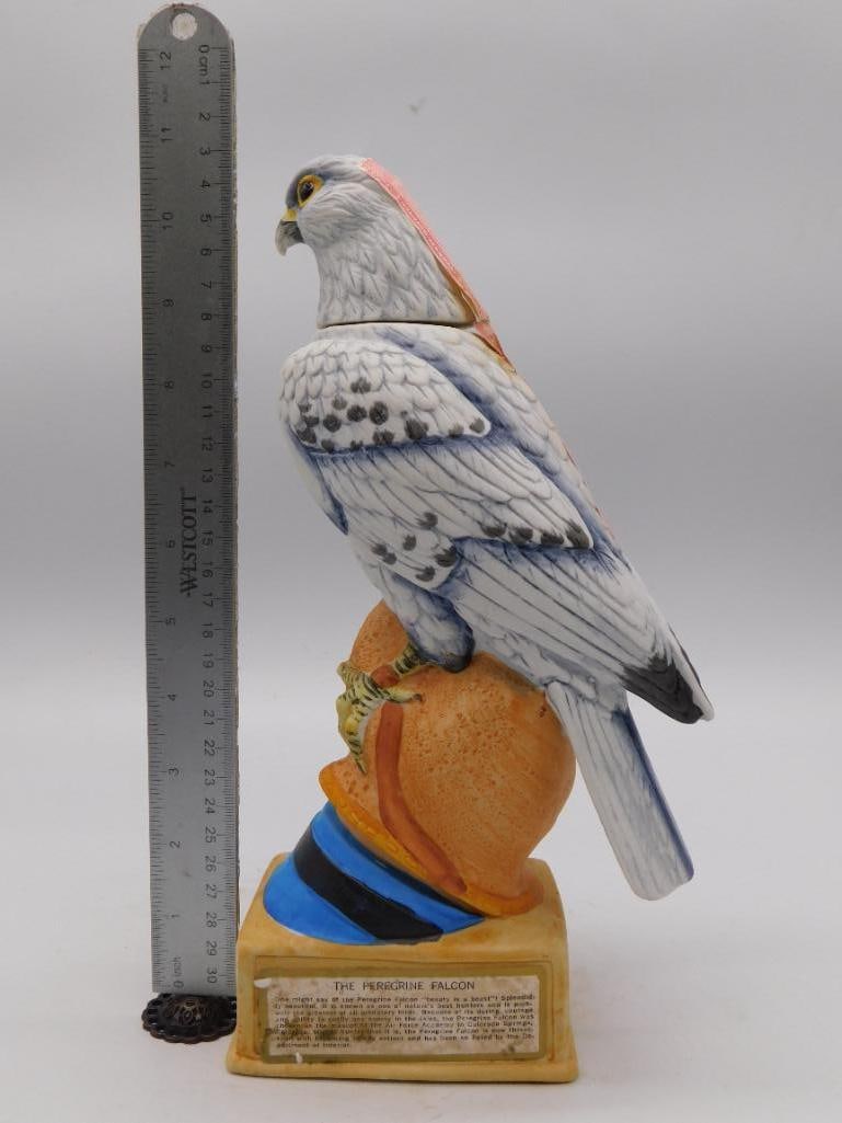 Lionstone Peregrine Falcon Ceramic - 4