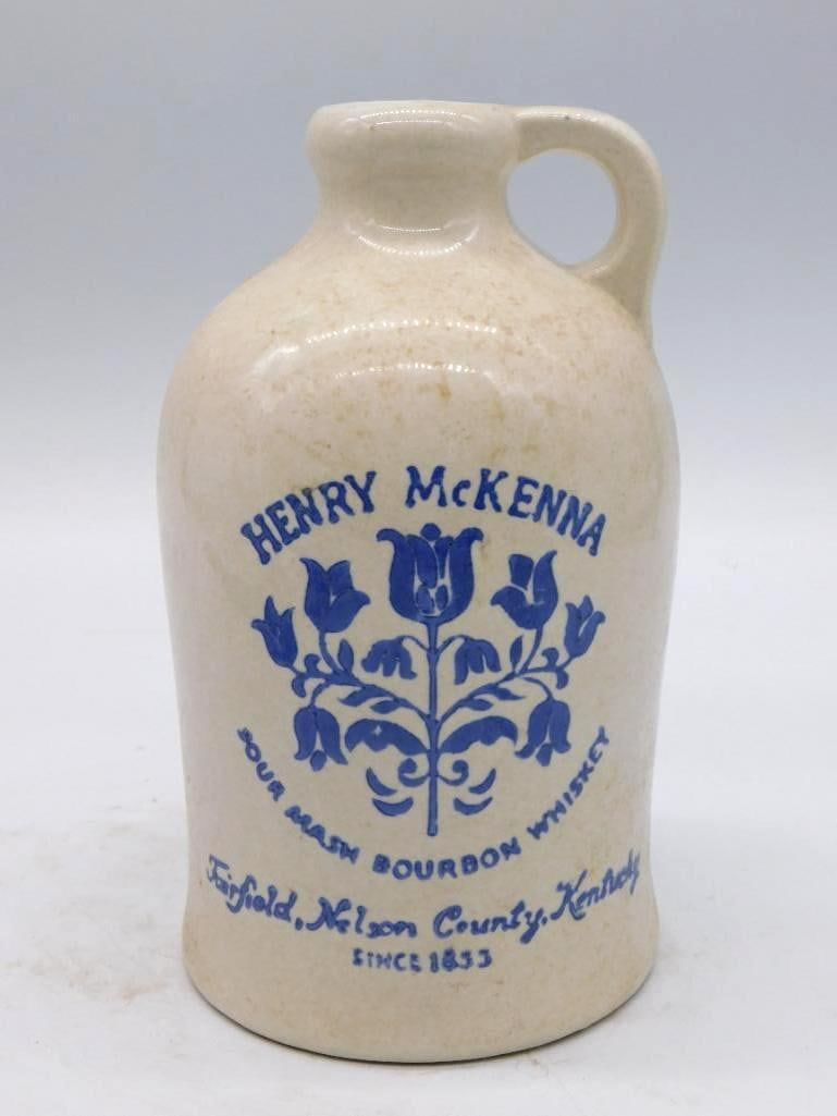 Henry McKenna Sour Mash Bourbon (1 of 2)