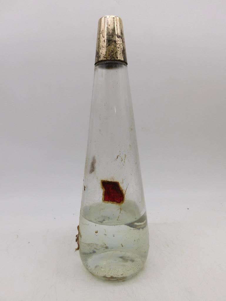 Tapered Clear Glass Spirit Decanter with (1 of 2)