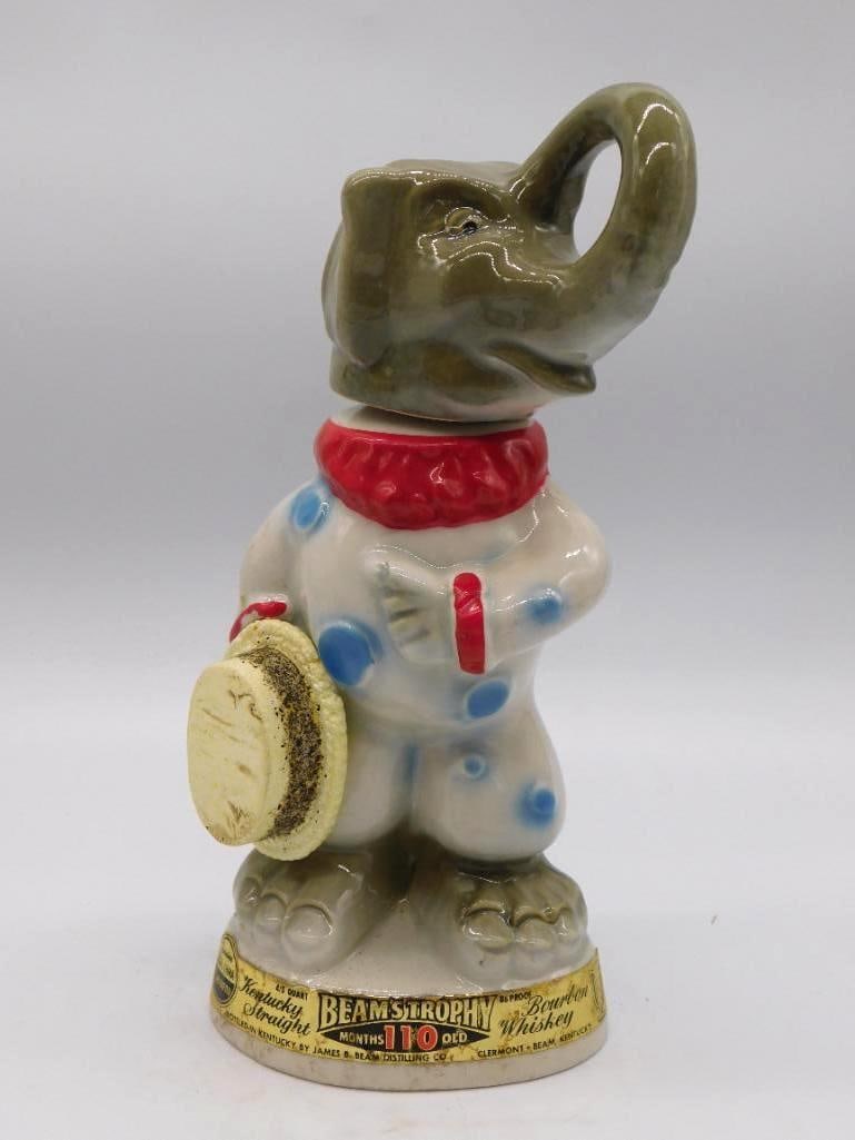 Jim Beam Trophy White Elephant Decanter (1 of 3)