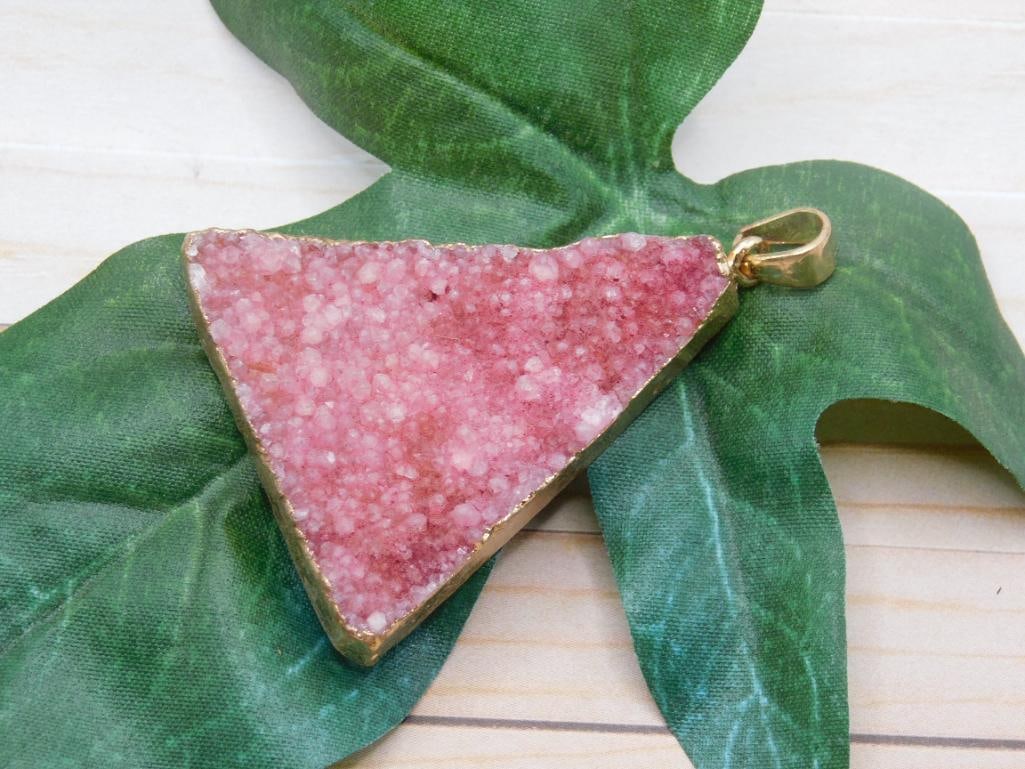 DRUZY QUARTZ PENDANT ROCK STONE LAPIDARY SPECIMEN (1 of 5)