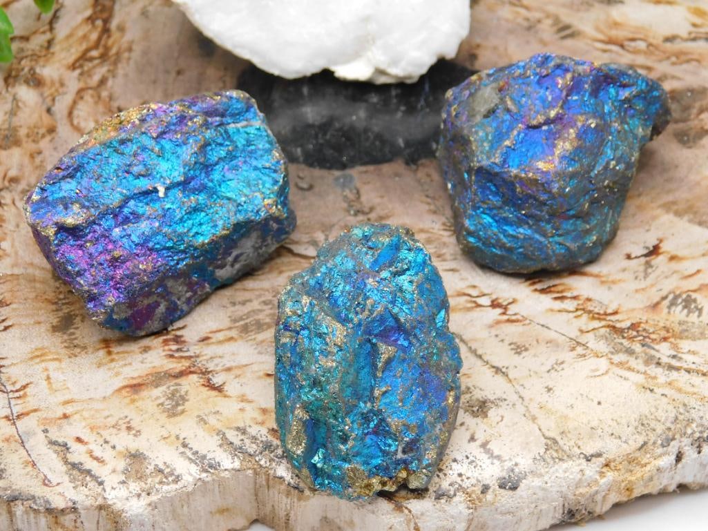 JEWELRY SALE! ROCK STONE LAPIDARY SPECIMEN: We are an auction house conducting a live auction with several hundred lots. It sometimes takes up to three weeks to ship, and announcements are made during the auction that affect some items.