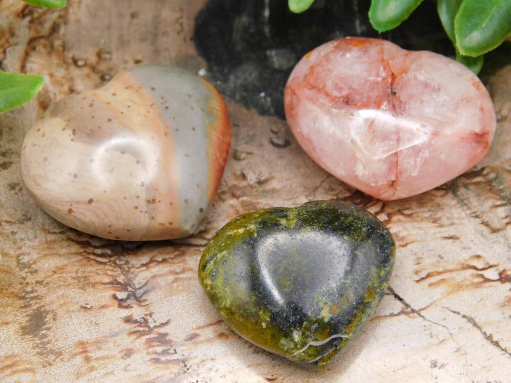 JEWELRY SALE! ROCK STONE LAPIDARY SPECIMEN: We are an auction house conducting a live auction with several hundred lots. It sometimes takes up to three weeks to ship, and announcements are made during the auction that affect some items.