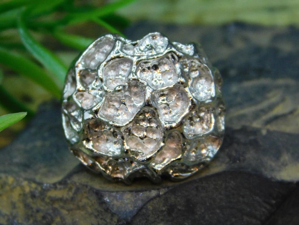 JEWELRY SALE! ROCK STONE LAPIDARY SPECIMEN: We are an auction house conducting a live auction with several hundred lots. It sometimes takes up to three weeks to ship, and announcements are made during the auction that affect some items.