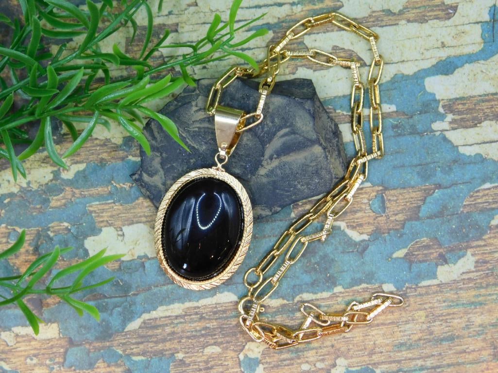 JEWELRY SALE! ROCK STONE LAPIDARY SPECIMEN: We are an auction house conducting a live auction with several hundred lots. It sometimes takes up to three weeks to ship, and announcements are made during the auction that affect some items. *******