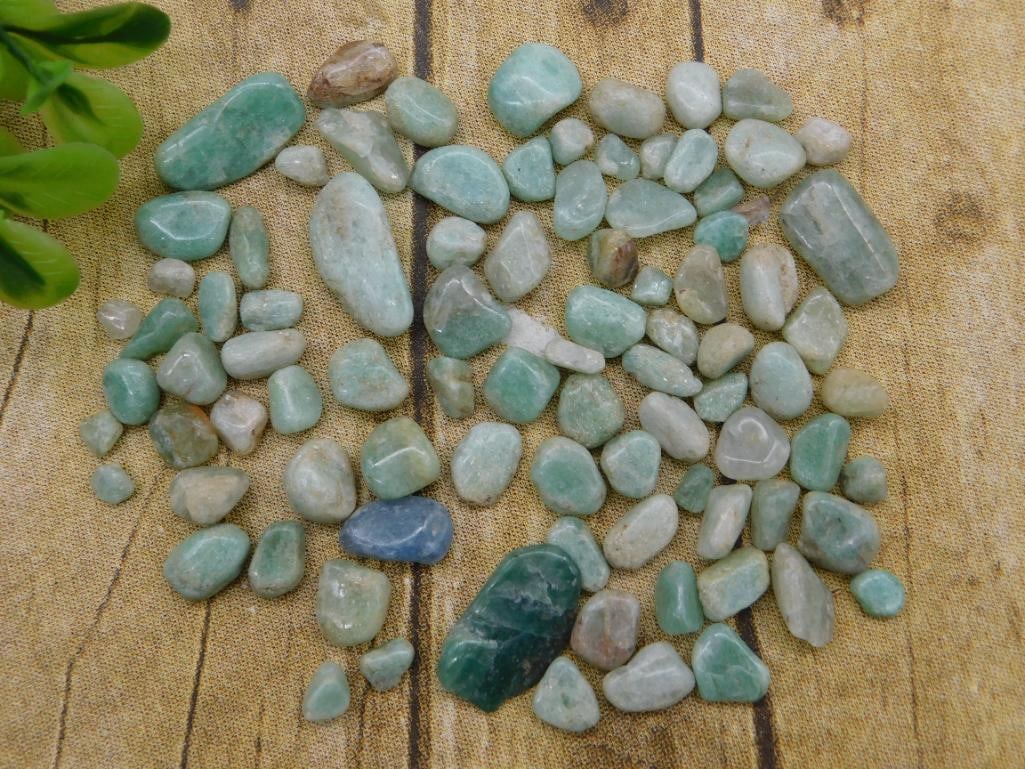 CHRYSOPRASE ROCK STONE LAPIDARY SPECIMEN: CHRYSOPRASE ROCK STONE LAPIDARY SPECIMEN