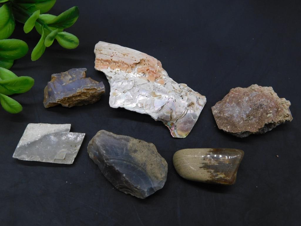 MIXED ROUGH LOT ROCK STONE LAPIDARY SPECIMEN: MIXED ROUGH LOT ROCK STONE LAPIDARY SPECIMEN