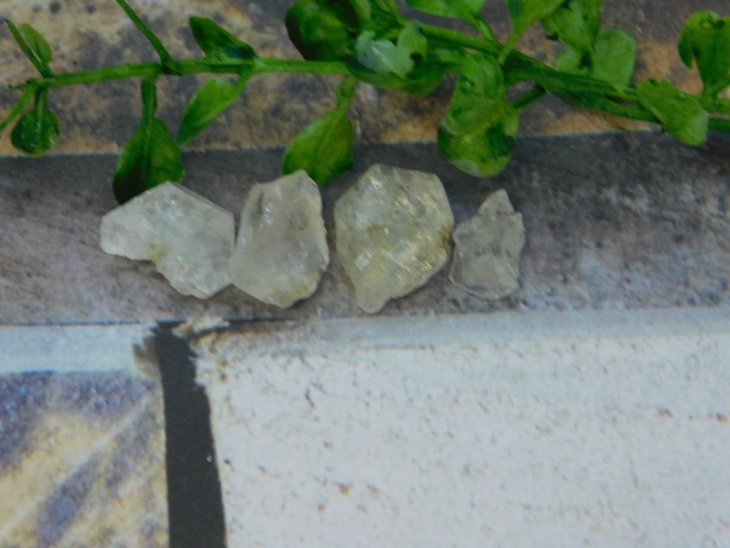 HERKIMER DIAMOND ROCK STONE LAPIDARY SPECIMEN: HERKIMER DIAMOND ROCK STONE LAPIDARY SPECIMEN