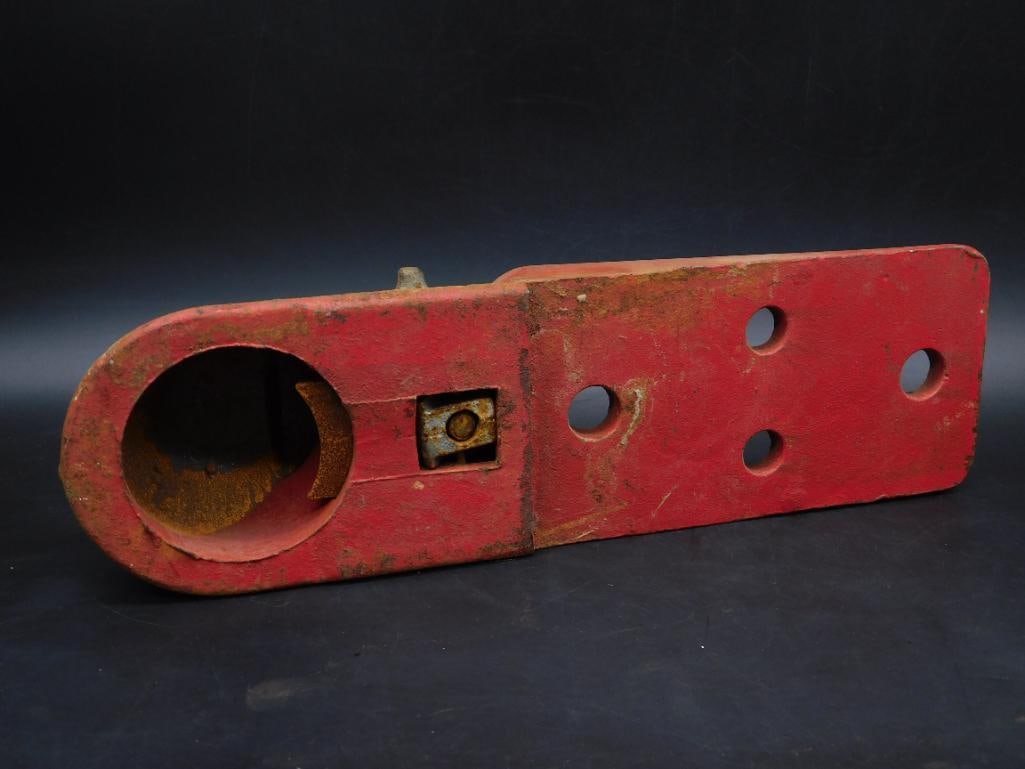 CAST IRON TRAILER HITCH RECEIVER - 7