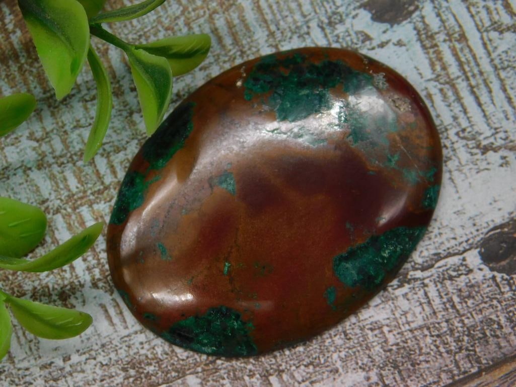 SANORA CHRYSOCOLLA CABOCHON Rock Stone Lapidary Specimen: Sanora Chrysocolla Cabochon Rock Stone Lapidary Specimen. See photos for exact size and condition.