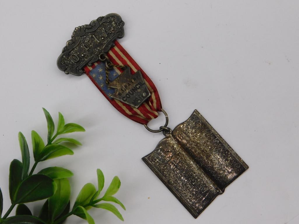 ANTIQUE MEDAL FROM THE ORDER OF INDEPENDENT AMERICANS VINTAGE ANTIQUE: Antique Medal From The Order Of Independent Americans Vintage Antique. See photos for exact size and condition.