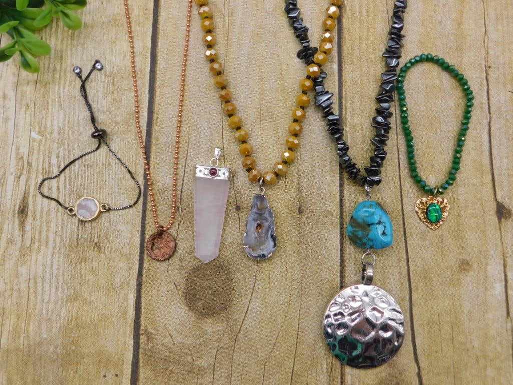 MIXED JEWELRY LOT ROCK STONE LAPIDARY SPECIMEN: MIXED JEWELRY LOT ROCK STONE LAPIDARY SPECIMEN
