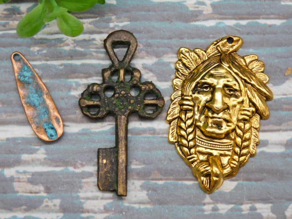 MIXED PENDANTS - 2