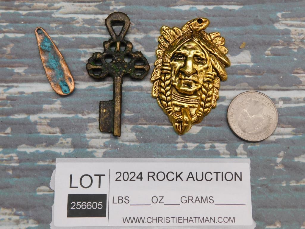 MIXED PENDANTS - 6