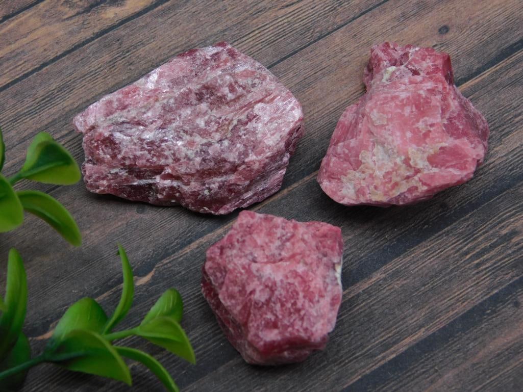 GEM RHODONITE ROCK STONE LAPIDARY SPECIMEN: Gem Rhodonite Rock Stone Lapidary Specimen. See photos for exact size and condition.