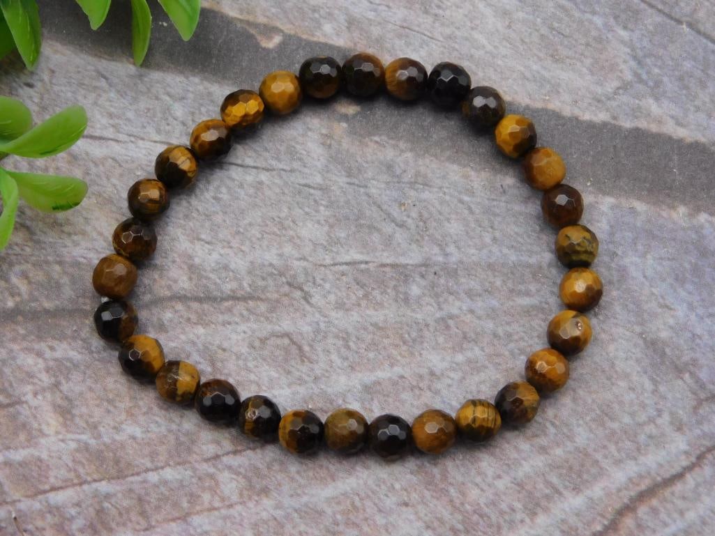 Jewelry: Tiger's Eye Beaded Stretch Bracelet, Faceted Round Beads (1 of 2)