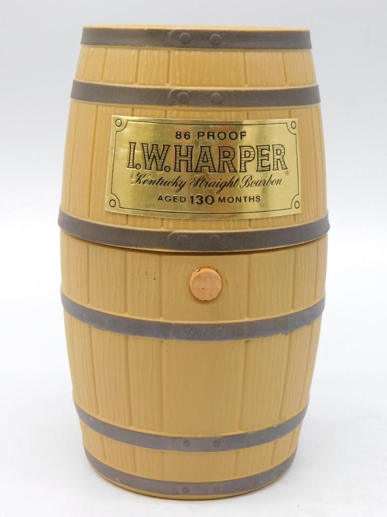 RARE I.W. Harper Bicentennial Barrel - 3