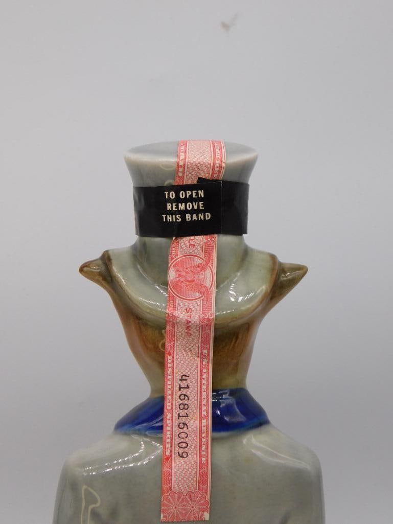 Jim Beam Trophy Fox in Top Hat Bottle - 3