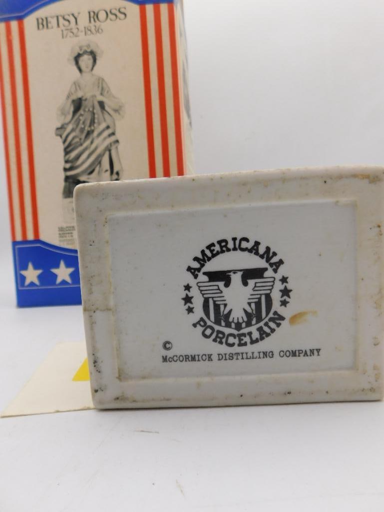 McCormick Betsy Ross Porcelain Decanter - 3
