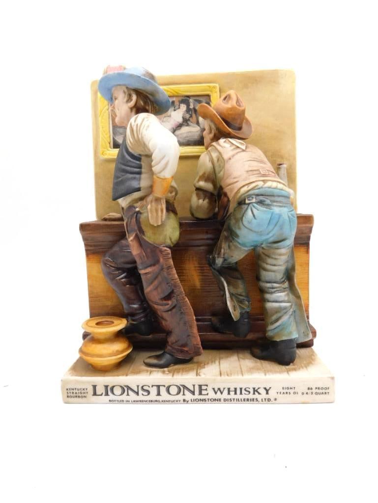 Lionstone Two Men at the Bar Whiskey Decanter (1 of 6)