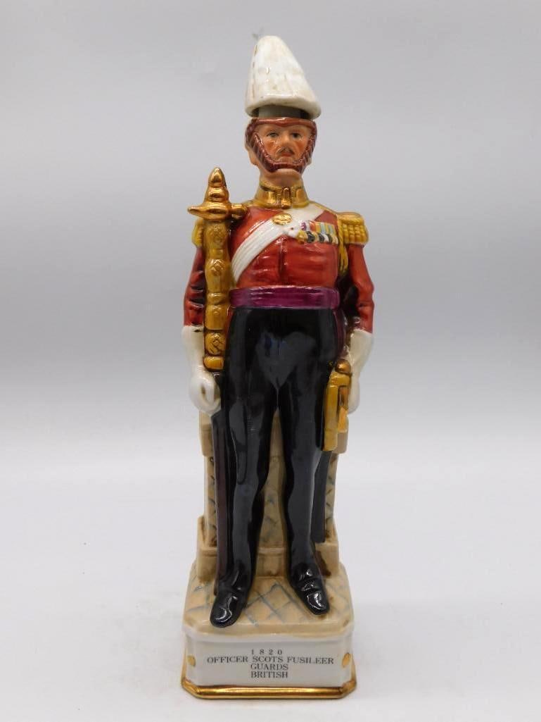 Grenadier 1820 Officer Scots Fusileer Guards Decanter (1 of 3)