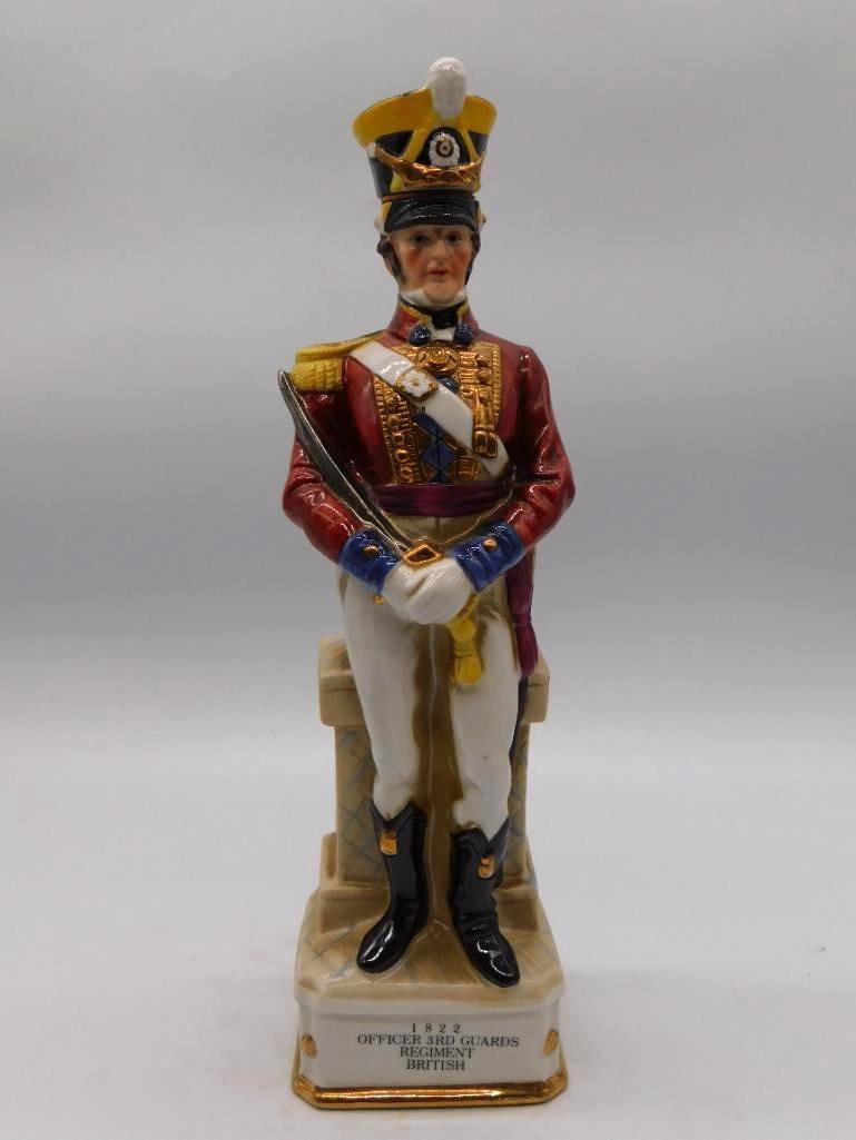 Grenadier 1822 Officer 3rd Guards Regiment British Ceramic Decanter (1 of 3)