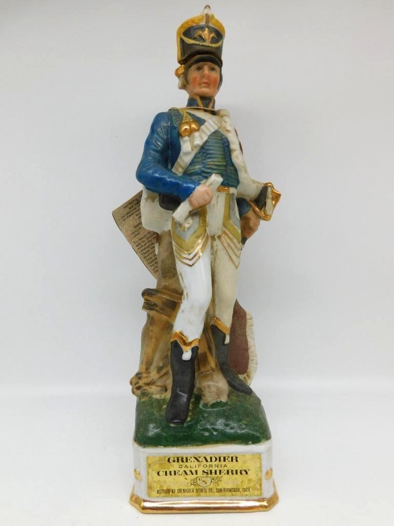 Grenadier California Cream Sherry Revolutionary Soldier Decanter (1 of 4)