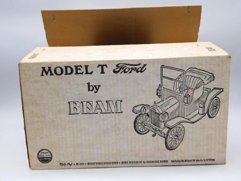 Jim Beam Regal China Black Model T Ford Decanter with Original Box (1 of 5)