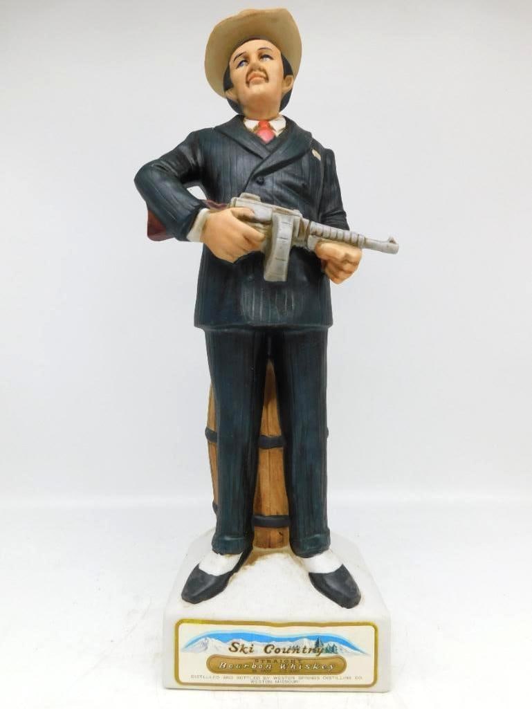Ski Country Clyde Barrow Gangster Decanter with Tommy Gun and Whiskey Barrel (1 of 5)