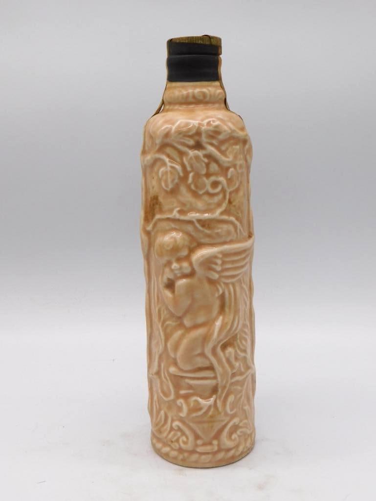 Jim Beam Bottled in Bond Cherub Ceramic Decanter Seal Intact (1 of 4)