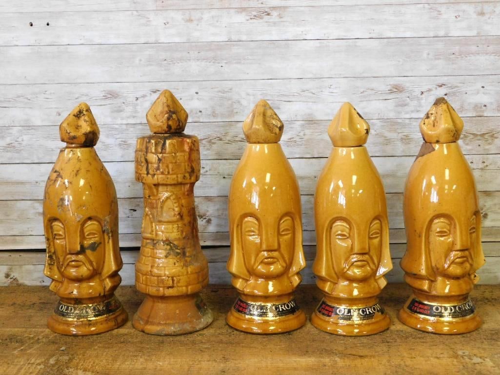 Old Crow 24 pc. Castle Chess Set - 14