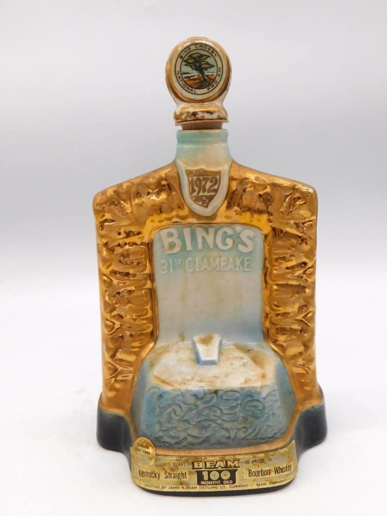 Pair Jim Beam Bing Crosby Golf Decanters Clambake and Pro-Am 1972 (1 of 3)