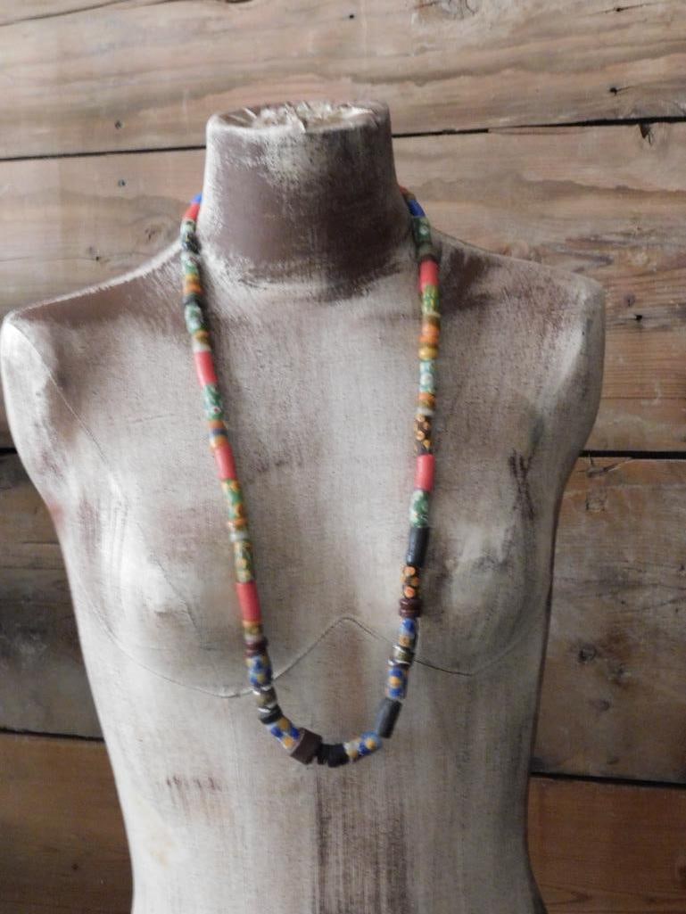 AFRICAN TRADE BEADS - 6