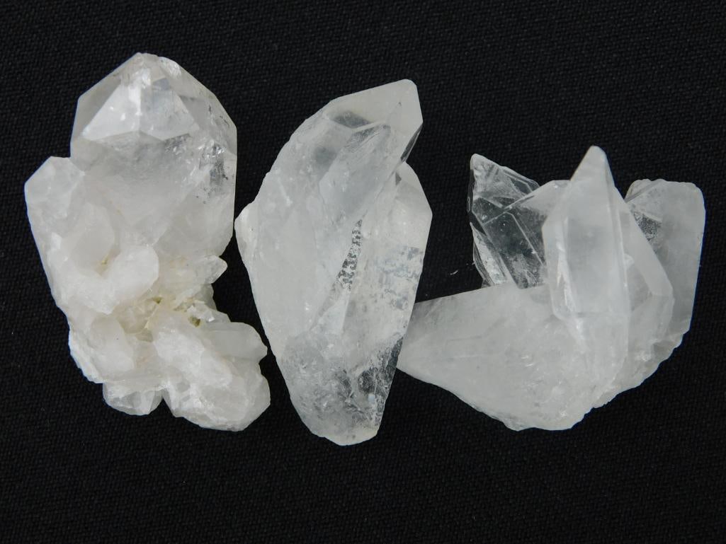 QUARTZ ROCK STONE LAPIDARY SPECIMEN: Quartz Rock Stone Lapidary Specimen. See photos for exact size and condition.