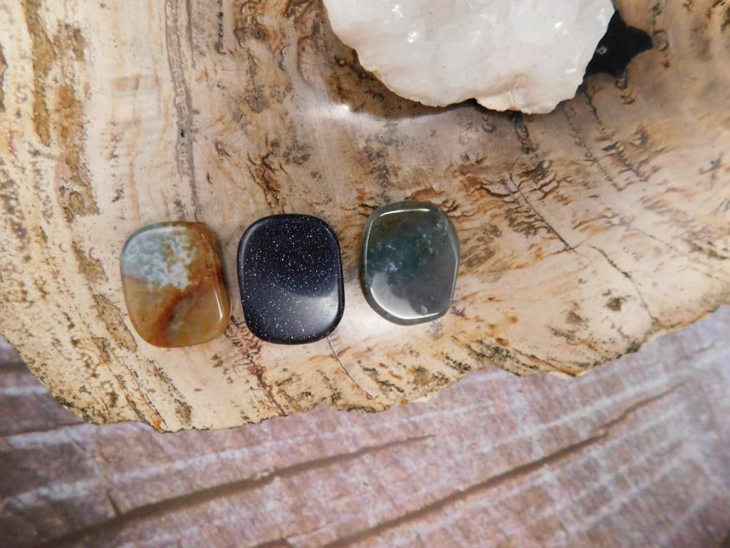 JEWELRY SALE! ROCK STONE LAPIDARY SPECIMEN: It sometimes takes up to three weeks to ship, and announcements are made during the auction that affect some items. Items can be picked up in Thayer, MO, BY APPOINTMENT ONLY, and? Please make sure you